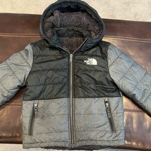 Kids NorthFace Coat size 7/8 EUC
